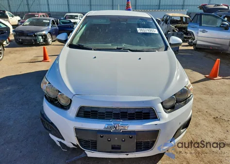2015 Chevrolet Sonic Lt z USA, uszkodzony, nr VIN 1G1JC6SH6F4121773